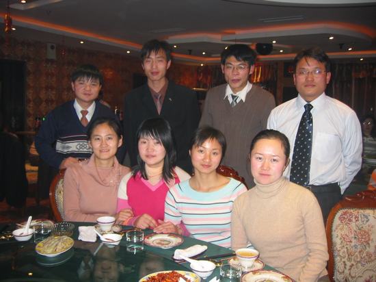 業(yè)務(wù)人員會餐