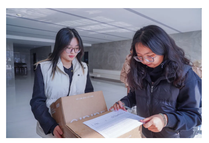 致敬文達通股份全體女職工 致敬文達通股份全體女職工